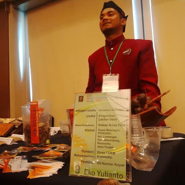 Bosan Jadi Pegawai Bank, Pria Ini Sulap Biji Salak Jadi Kopi