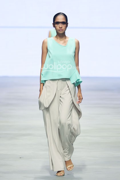 Ardistia Dwiasri. BNI Present Urban Digger. Indonesia Fashion Week 2015 at Jakarta Convention Center. Senayan. Jakarta. [Foto: Mohammad Abduh/Wolipop]