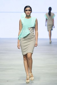 Ardistia Dwiasri. BNI Present Urban Digger. Indonesia Fashion Week 2015 at Jakarta Convention Center. Senayan. Jakarta. [Foto: Mohammad Abduh/Wolipop]