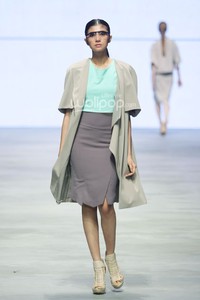 Ardistia Dwiasri. BNI Present Urban Digger. Indonesia Fashion Week 2015 at Jakarta Convention Center. Senayan. Jakarta. [Foto: Mohammad Abduh/Wolipop]