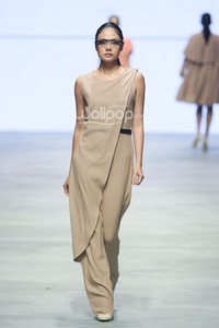 Ardistia Dwiasri. BNI Present Urban Digger. Indonesia Fashion Week 2015 at Jakarta Convention Center. Senayan. Jakarta. [Foto: Mohammad Abduh/Wolipop]