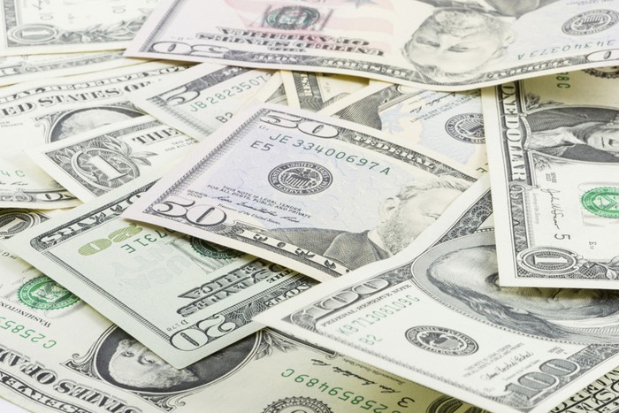 Dollar Perkasa, Turis AS Paling Bahagia