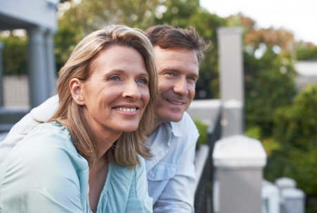 Ingin Tetap Mesra Walau Sudah Lama Menikah? Begini Triknya