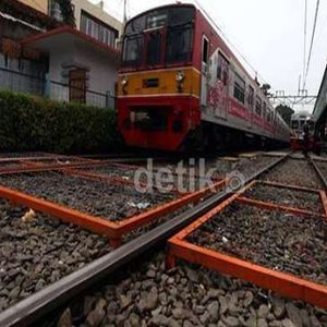 Hingga 2030, Menhub Jonan Siapkan Pengembangan Kereta Jabodetabek Rp 582 T