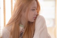 Cewek yang direkrut SM Entertainment lewat sebuah audisi di tahun 2011 itu lahir di tahun 1999 dan kini baru berusia genap 16 tahun. (SMTOWN)