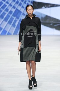 Sofie. BNI Present Urban Digger. Indonesia Fashion Week 2015 at Jakarta Convention Center. Senayan. Jakarta. [Foto: Mohammad Abduh/Wolipop]