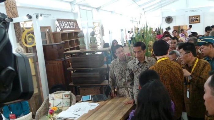 Ekspor Mebel RI Kalah Telak dari Vietnam, Jokowi Ingatkan Mendag dan Menperin
