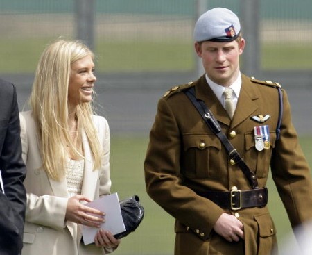 Pangeran Harry Dikabarkan Kembali Dekat dengan Mantan Pacar, Chelsy Davy