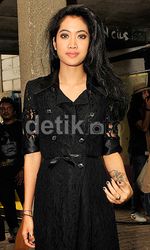Woman in Black, Widi 'Vierratale'