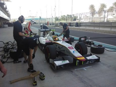 Jalani Tes Pramusim di Abu Dhabi, Rio Haryanto Mulai Dapatkan Setelan yang Pas