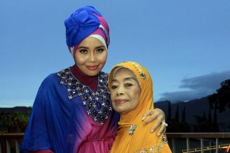 Insiden Jatuh di Panggung, Mpok Nori Sempat Pincang