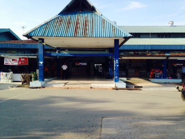 Jomplangnya Terminal Domestik dan Internasional Pelabuhan Batam