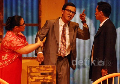 Melawan Kuasa Perusahaan Tambang di Lakon Subversif