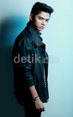 Aliando si Ganteng yang Bikin ABG Tergila-gila