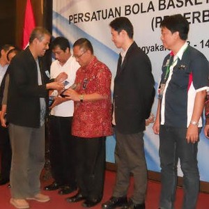 PP Perbasi Beri Penghargaan Kepada Insan Basket