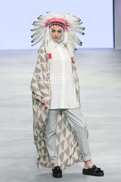 Jenahara. Indonesia Fashion Week 2015 at Jakarta Convention Center. Senayan. Jakarta. [Foto: Mohammad Abduh/Wolipop]