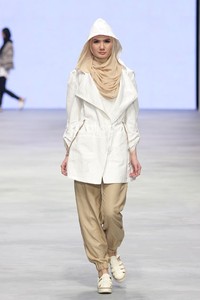 Jenahara. Indonesia Fashion Week 2015 at Jakarta Convention Center. Senayan. Jakarta. [Foto: Mohammad Abduh/Wolipop]