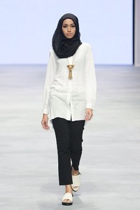 Jenahara. Indonesia Fashion Week 2015 at Jakarta Convention Center. Senayan. Jakarta. [Foto: Mohammad Abduh/Wolipop]