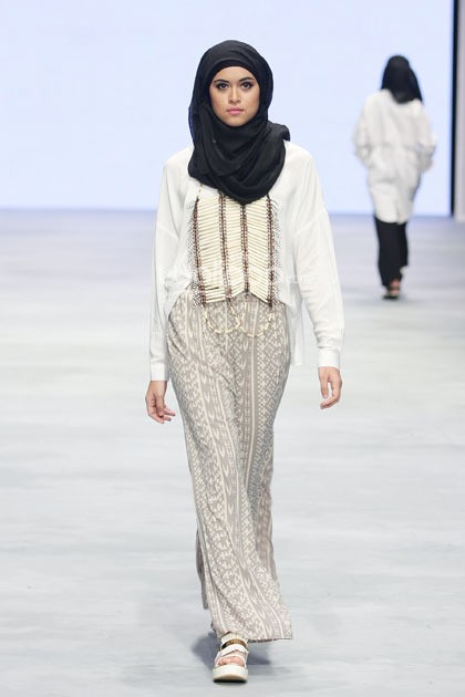 Jenahara. Indonesia Fashion Week 2015 at Jakarta Convention Center. Senayan. Jakarta. [Foto: Mohammad Abduh/Wolipop]
