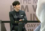 Senyuman Malu-malu Kim Woo Bin di Jumpa Pers Jakarta