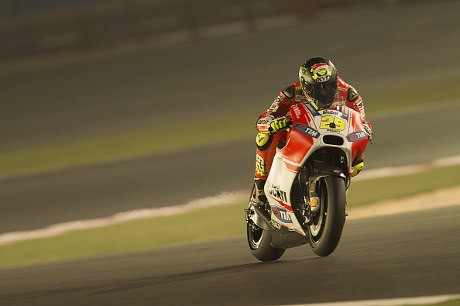 Ducati Kuasai Hari Pertama, Iannone Tercepat