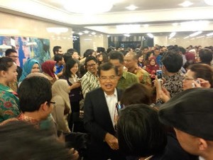 Bertemu WNI di Tokyo, JK Ditanya Soal Gurame Sampai Lapindo