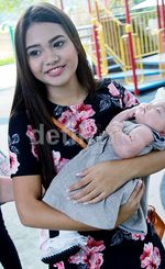Aurel Hermansyah dan Arsy, Adik Kecil Kesayangannya