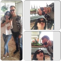 Dash Berlin pun tak ragu-ragu untuk merangkul Syahrini. (Instagram/Syahrini)