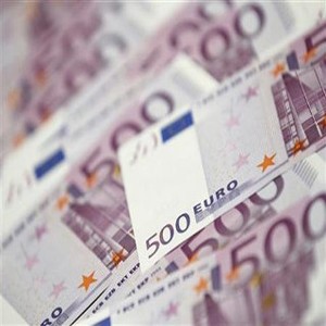 Di Depan Dolar AS, Euro di Titik Terlemah dalam 12 Tahun Terakhir