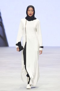 The Executive by Jenahara. Indonesia Fashion Week 2015 at Jakarta Convention Center. Senayan. Jakarta. [Foto: Mohammad Abduh/Wolipop]