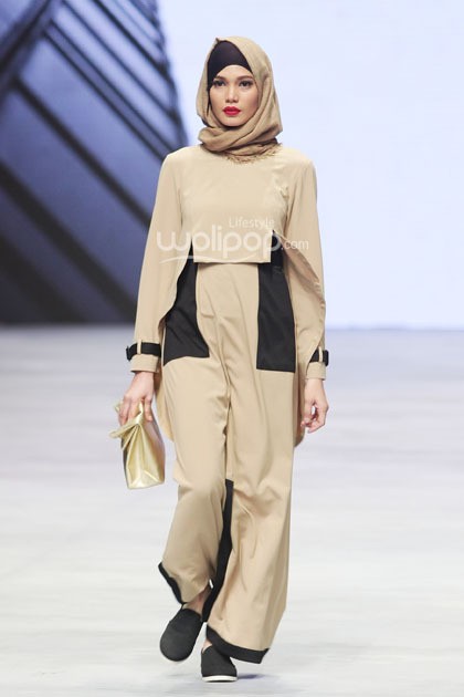 The Executive by Jenahara. Indonesia Fashion Week 2015 at Jakarta Convention Center. Senayan. Jakarta. [Foto: Mohammad Abduh/Wolipop]