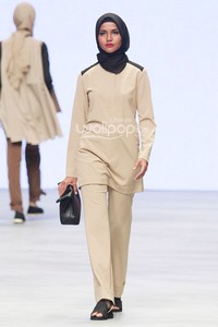 The Executive by Jenahara. Indonesia Fashion Week 2015 at Jakarta Convention Center. Senayan. Jakarta. [Foto: Mohammad Abduh/Wolipop]