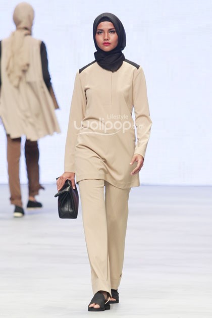 The Executive by Jenahara. Indonesia Fashion Week 2015 at Jakarta Convention Center. Senayan. Jakarta. [Foto: Mohammad Abduh/Wolipop]