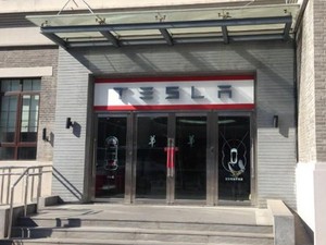 Tesla Bantah Isu PHK Besar-besaran di Tiongkok