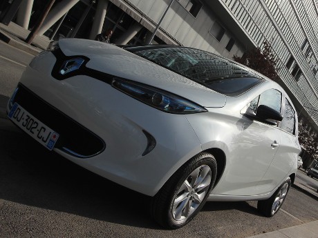Renault Zoe, Hatchback Mungil dengan Segudang Kecanggihan Renault Zoe, Hatchback Mungil dengan Segudang Kecanggihan