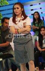 Momo 'Geisha' Jadi Anak SMA