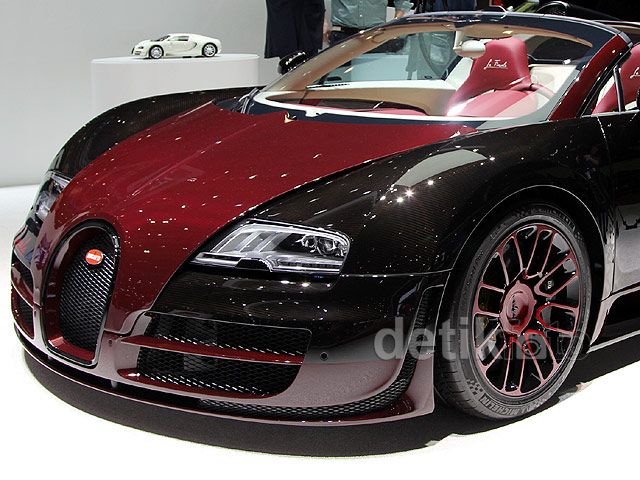 Bugatti Veyron Terakhir