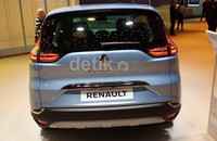     Beruntung reporter detikOto bisa melihat langsung kecantikan model yang akan mulai di 2017 ini, di Geneva Motor Show 2015.     