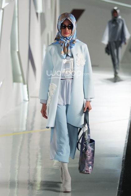 Moshaict by Itang Yunasz. Indonesia Fashion Week 2015 at Jakarta Convention Center. Senayan. Jakarta. [Foto: Mohammad Abduh/Wolipop]
