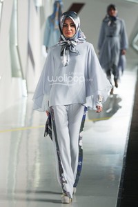 Moshaict by Itang Yunasz. Indonesia Fashion Week 2015 at Jakarta Convention Center. Senayan. Jakarta. [Foto: Mohammad Abduh/Wolipop]