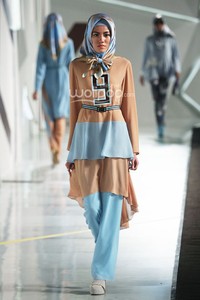 Moshaict by Itang Yunasz. Indonesia Fashion Week 2015 at Jakarta Convention Center. Senayan. Jakarta. [Foto: Mohammad Abduh/Wolipop]