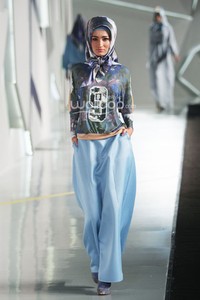 Moshaict by Itang Yunasz. Indonesia Fashion Week 2015 at Jakarta Convention Center. Senayan. Jakarta. [Foto: Mohammad Abduh/Wolipop]