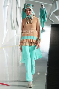 Moshaict by Itang Yunasz. Indonesia Fashion Week 2015 at Jakarta Convention Center. Senayan. Jakarta. [Foto: Mohammad Abduh/Wolipop]