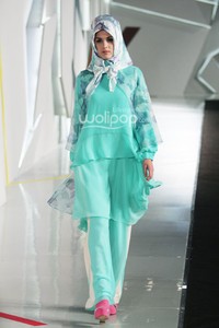 Moshaict by Itang Yunasz. Indonesia Fashion Week 2015 at Jakarta Convention Center. Senayan. Jakarta. [Foto: Mohammad Abduh/Wolipop]