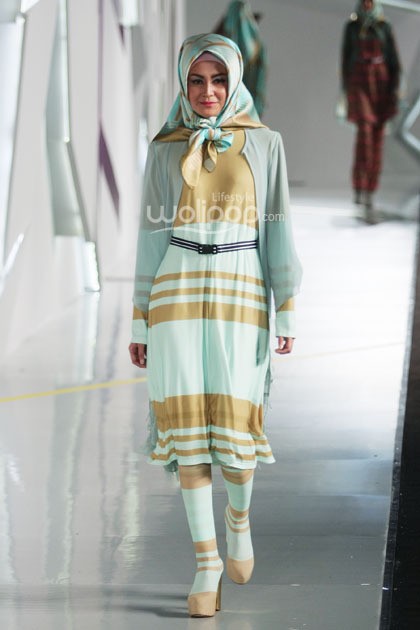 Moshaict by Itang Yunasz. Indonesia Fashion Week 2015 at Jakarta Convention Center. Senayan. Jakarta. [Foto: Mohammad Abduh/Wolipop]