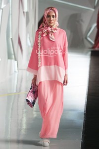 Moshaict by Itang Yunasz. Indonesia Fashion Week 2015 at Jakarta Convention Center. Senayan. Jakarta. [Foto: Mohammad Abduh/Wolipop]
