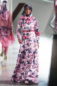 Moshaict by Itang Yunasz. Indonesia Fashion Week 2015 at Jakarta Convention Center. Senayan. Jakarta. [Foto: Mohammad Abduh/Wolipop]