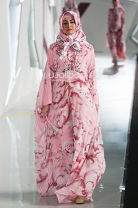 Moshaict by Itang Yunasz. Indonesia Fashion Week 2015 at Jakarta Convention Center. Senayan. Jakarta. [Foto: Mohammad Abduh/Wolipop]