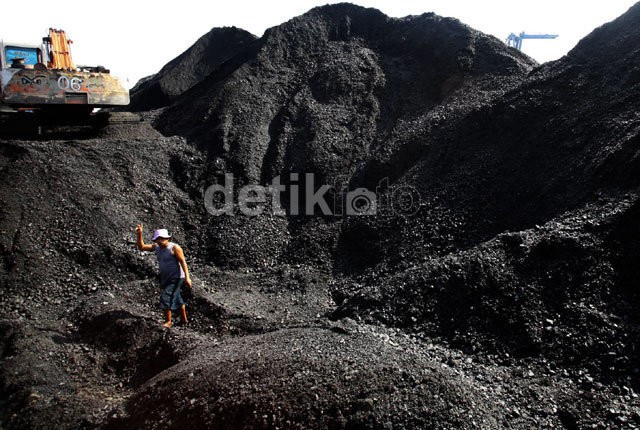 Pemerintah Izinkan 8 Perusahaan Ekspor Mineral Setengah Jadi Rp 96 T