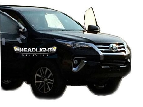 Begini Tampilan Depan Toyota Fortuner Model Terbaru